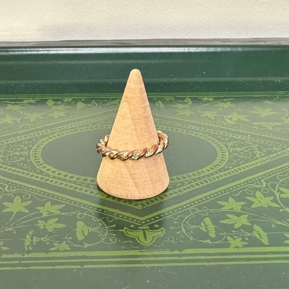 5/$20 Swirl Ring 7